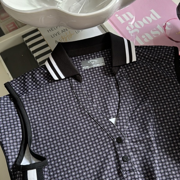 Callaway women XS polo top golf with no sleeves, only wore once. - Picture 2 of 5